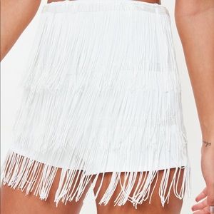 🆕 Fringe white shorts